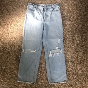 Abercrombie and Fitch Ultra High Rise Ankle Straight Jean